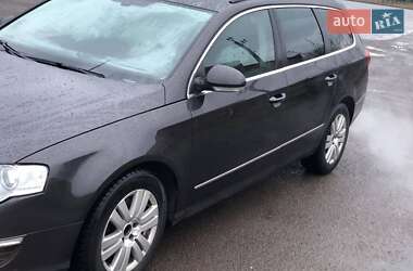 Универсал Volkswagen Passat 2010 в 