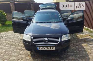 Універсал Volkswagen Passat 2003 в Житомирі