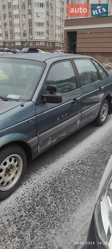 Седан Volkswagen Passat 1989 в Киеве