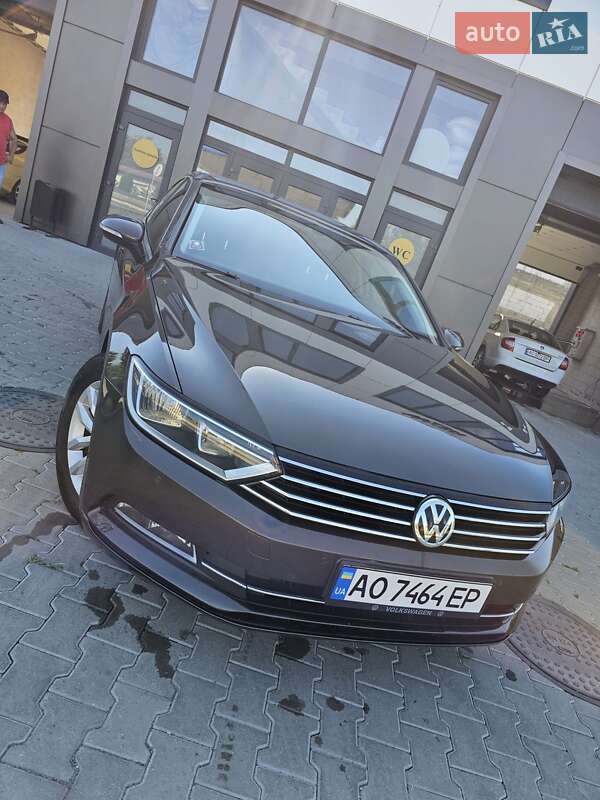 Седан Volkswagen Passat 2015 в Берегово