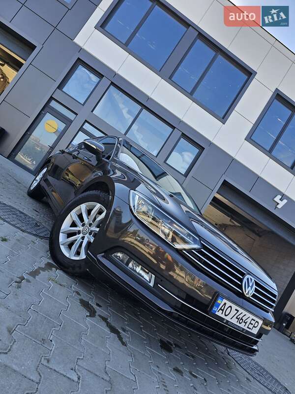 Седан Volkswagen Passat 2015 в Берегово