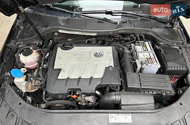 Универсал Volkswagen Passat 2009 в Луцке