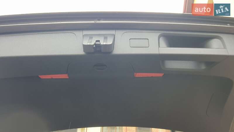 Универсал Volkswagen Passat 2017 в Самборе фото 22 Универсал Volkswagen Passat 2017 в Самборе