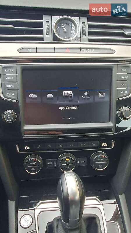 Универсал Volkswagen Passat 2017 в Самборе фото 28 Универсал Volkswagen Passat 2017 в Самборе