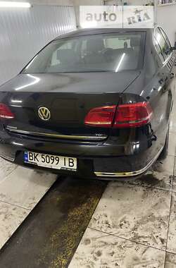 Седан Volkswagen Passat 2014 в Бахмаче