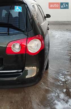 Универсал Volkswagen Passat 2006 в Коломые
