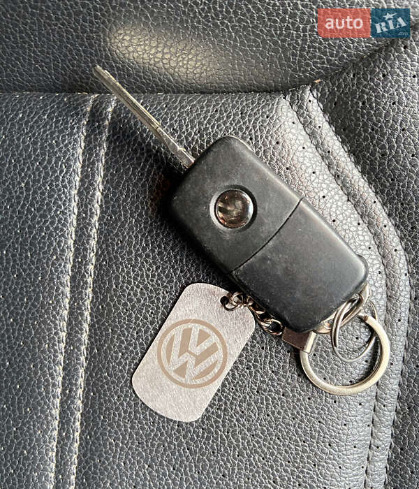 Седан Volkswagen Passat 2014 в Києві