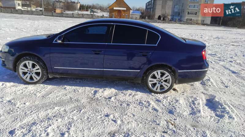 Седан Volkswagen Passat 2005 в Тульчине