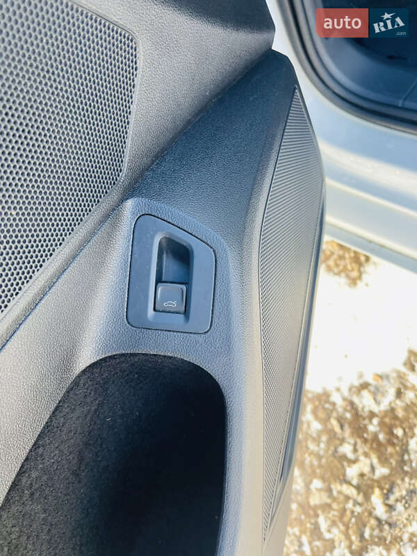 Універсал Volkswagen Passat 2017 в Кривому Розі