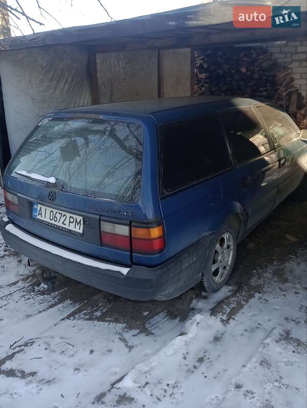 Універсал Volkswagen Passat 1989 в Києві