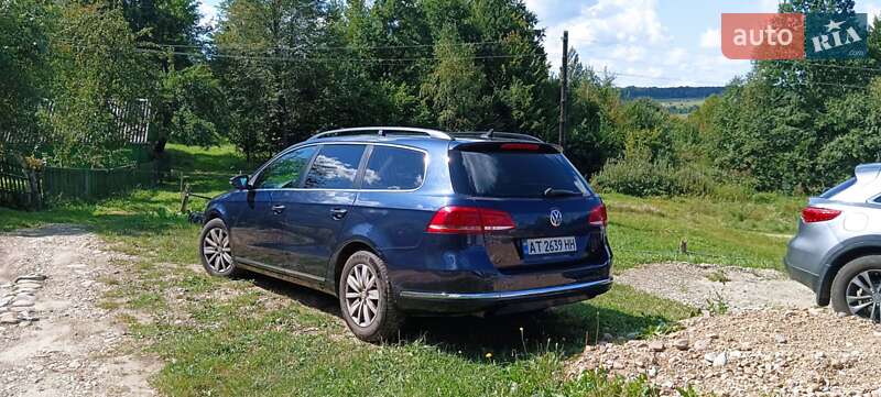 Універсал Volkswagen Passat 2012 в Івано-Франківську