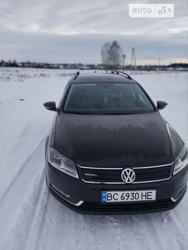 Универсал Volkswagen Passat 2012 в Бродах