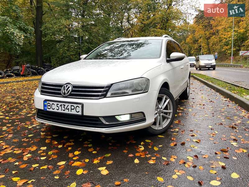 Универсал Volkswagen Passat 2011 в Львове