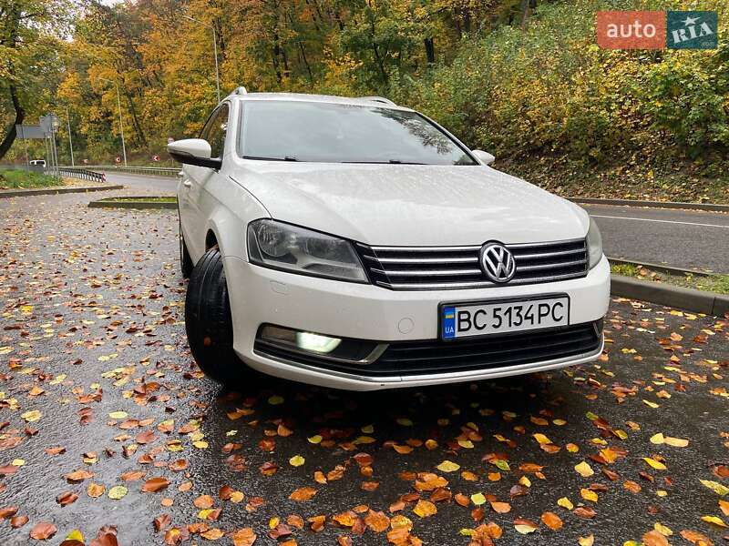 Универсал Volkswagen Passat 2011 в Львове