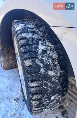 Седан Volkswagen Passat 2012 в Києві
