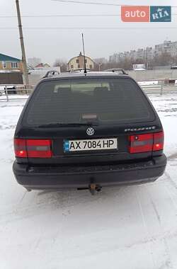 Универсал Volkswagen Passat 1996 в Харькове