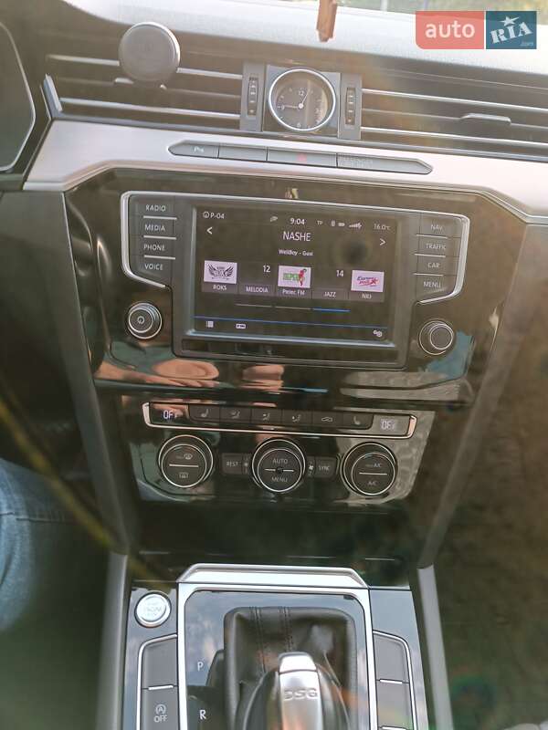 Універсал Volkswagen Passat 2017 в Харкові
