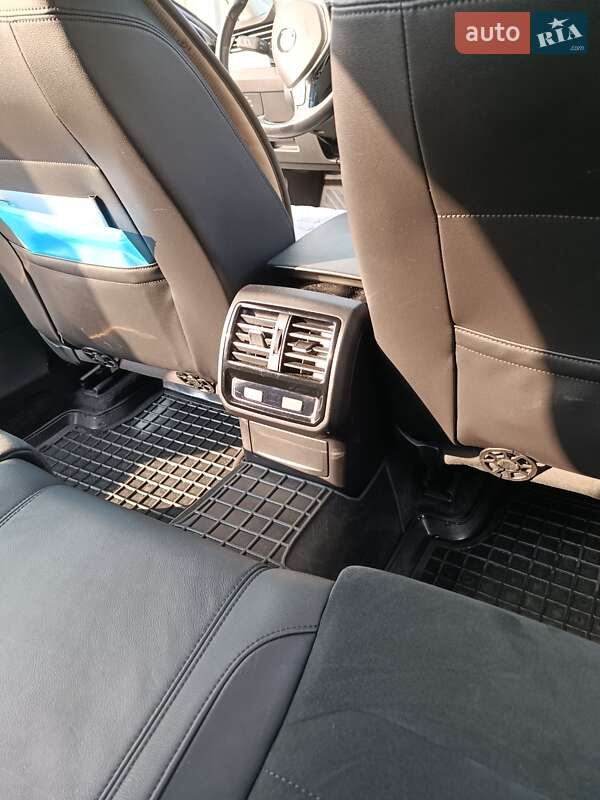 Універсал Volkswagen Passat 2017 в Харкові