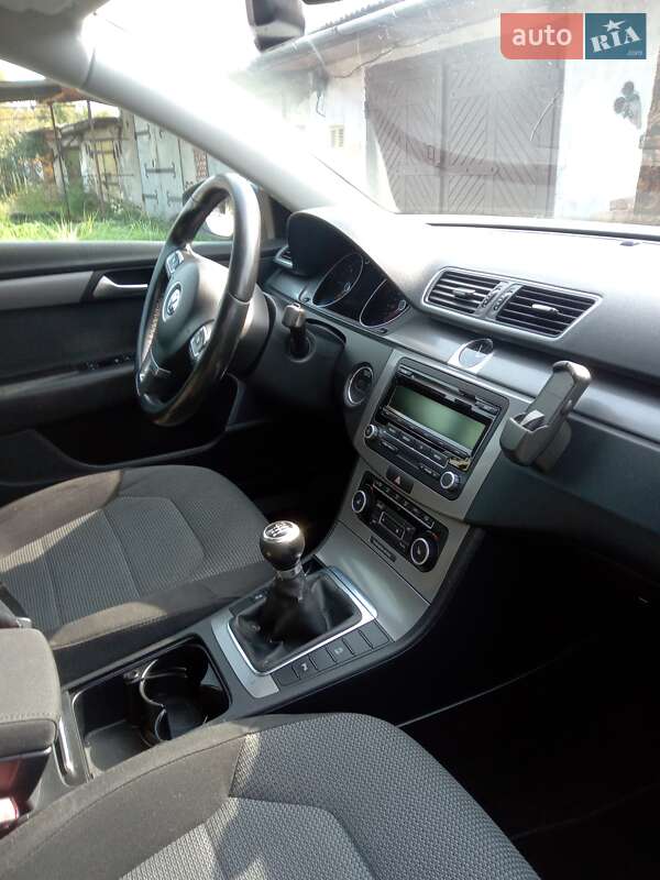 Універсал Volkswagen Passat 2011 в Шептицькому