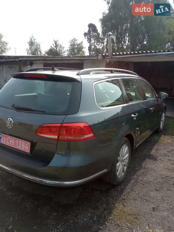 Універсал Volkswagen Passat 2011 в Шептицькому