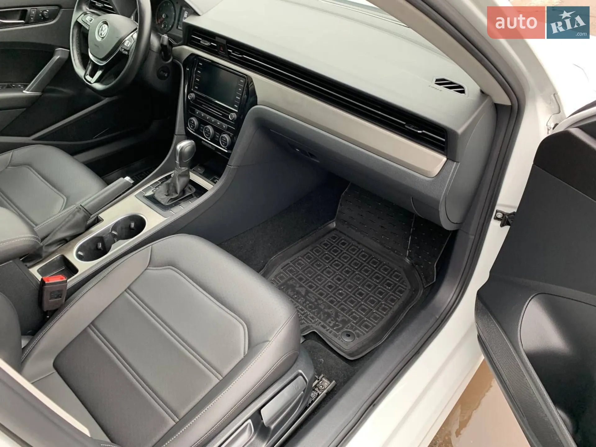2020 Volkswagen Passat - мініатюра 6