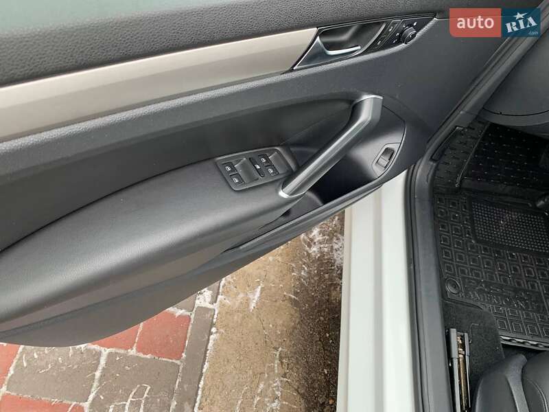 Седан Volkswagen Passat 2020 в Кривому Розі