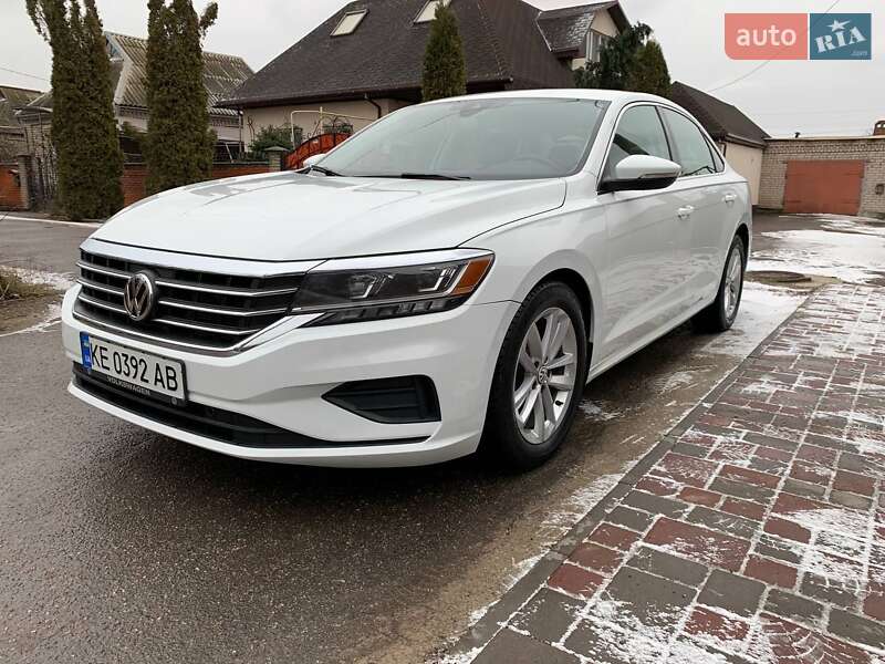 Седан Volkswagen Passat 2020 в Кривому Розі