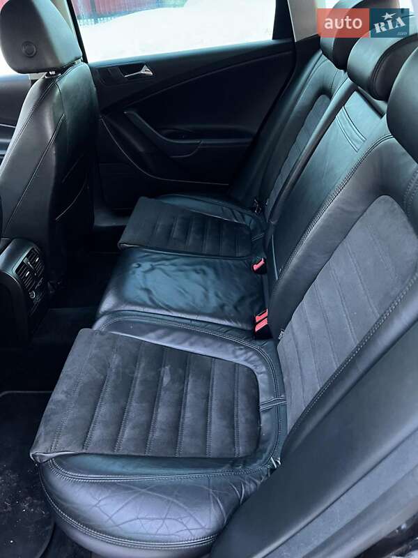 Универсал Volkswagen Passat 2006 в Городенке