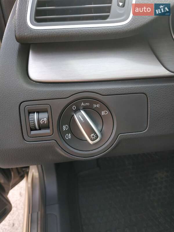 Універсал Volkswagen Passat 2011 в Шептицькому