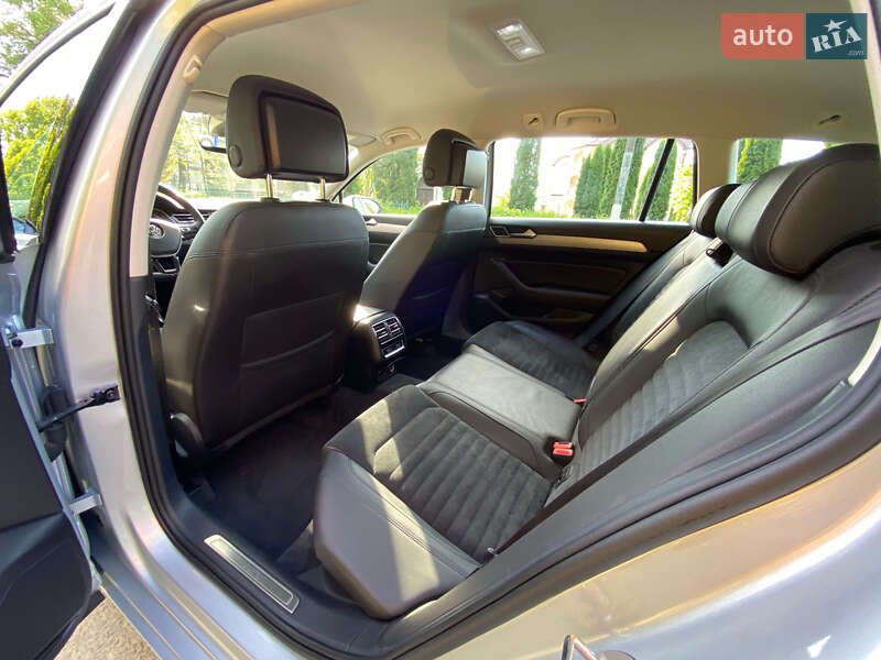 Універсал Volkswagen Passat 2016 в Чернівцях