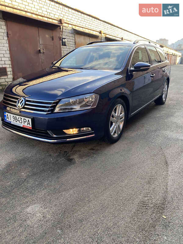 Универсал Volkswagen Passat 2012 в 