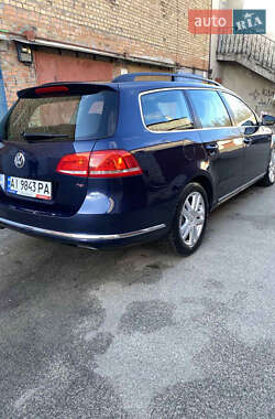 Универсал Volkswagen Passat 2012 в 