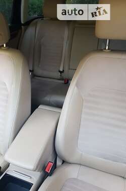 Універсал Volkswagen Passat 2013 в  фото 3 Універсал Volkswagen Passat 2013 в