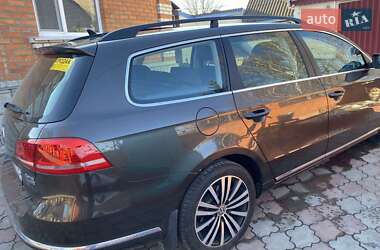 Универсал Volkswagen Passat 2011 в Житомире