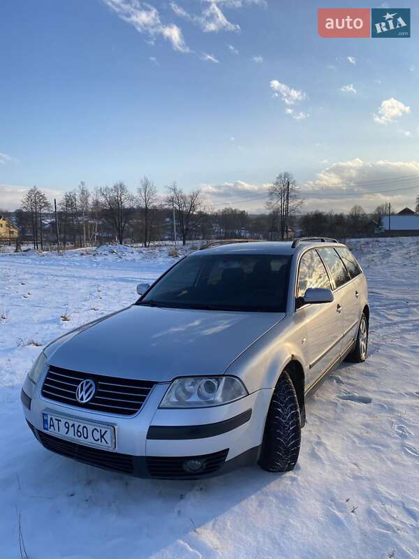 Універсал Volkswagen Passat 2004 в Надвірній