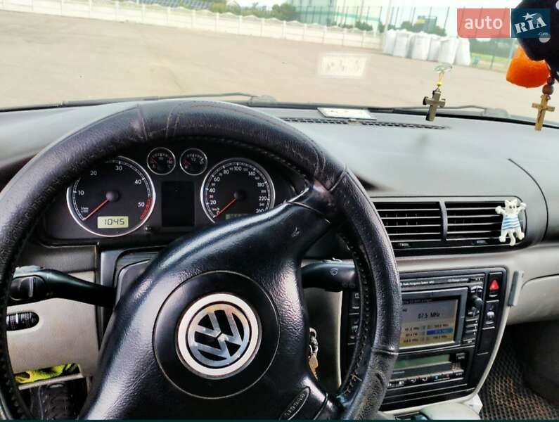 Универсал Volkswagen Passat 2001 в Одессе