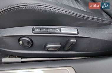 Седан Volkswagen Passat 2017 в Киеве