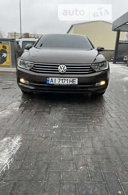 Седан Volkswagen Passat 2017 в Вишгороді