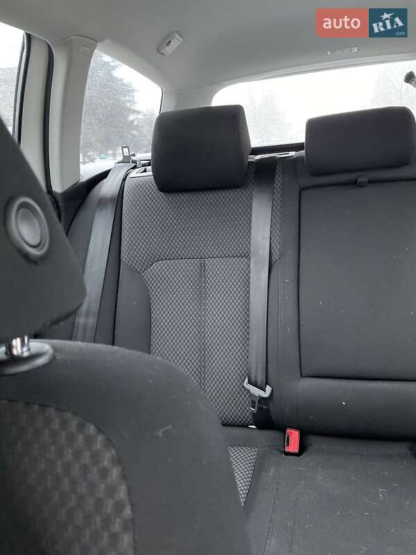 Універсал Volkswagen Passat 2012 в Полтаві