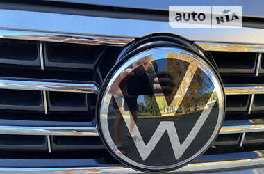 Седан Volkswagen Passat 2017 в Пирятині