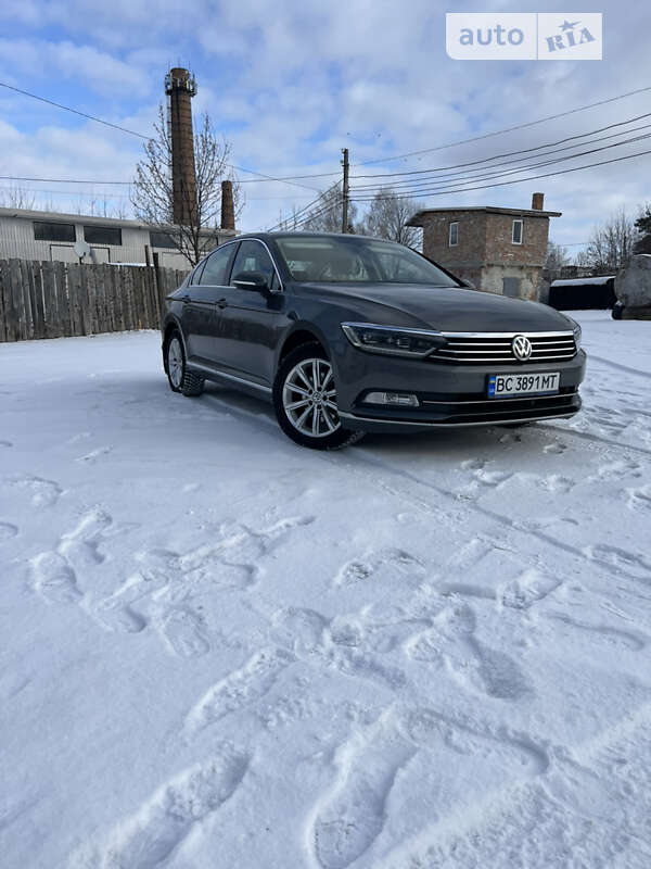 Седан Volkswagen Passat 2017 в Бориславі