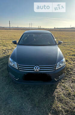 Седан Volkswagen Passat 2012 в Кривом Озере