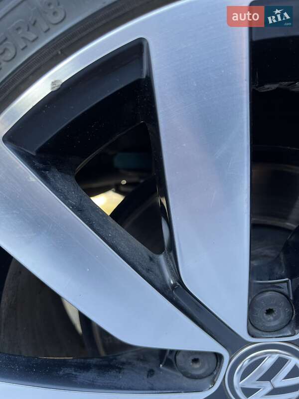 Универсал Volkswagen Passat 2017 в Городенке