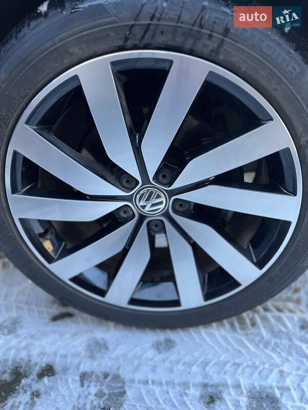 Универсал Volkswagen Passat 2017 в Городенке