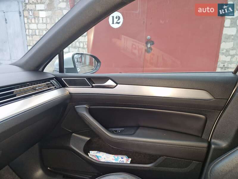 Универсал Volkswagen Passat 2018 в Южноукраинске