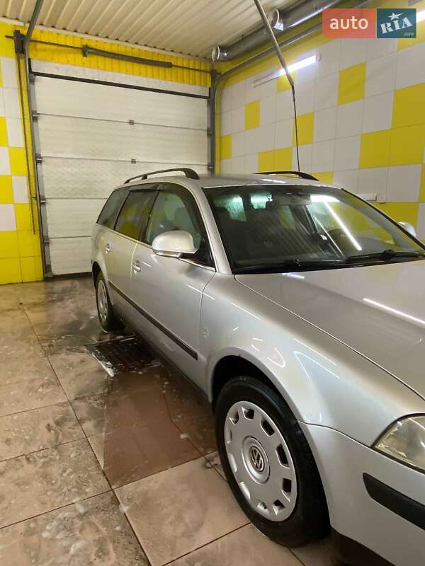 Універсал Volkswagen Passat 2005 в Гайвороні