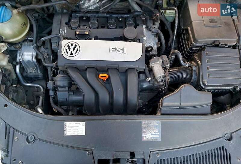 Седан Volkswagen Passat 2006 в Марганці