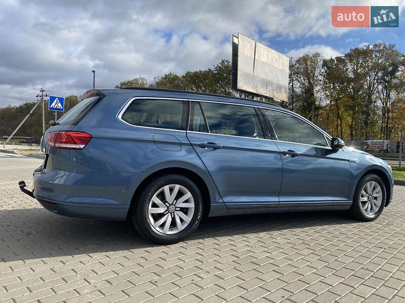 Універсал Volkswagen Passat 2016 в Луцьку
