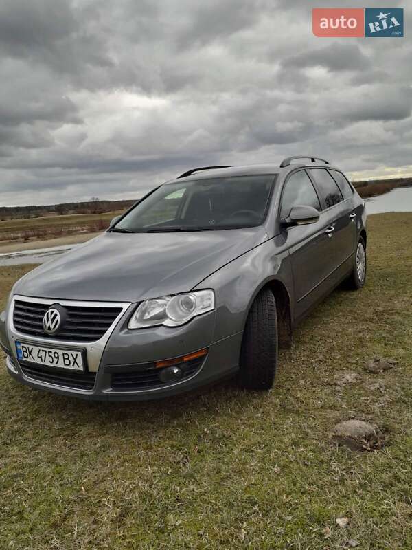 Универсал Volkswagen Passat 2008 в Сарнах