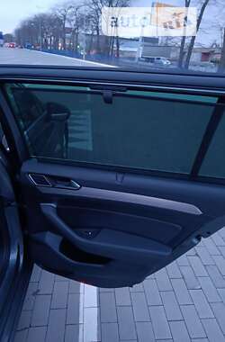 Универсал Volkswagen Passat 2015 в Запорожье
